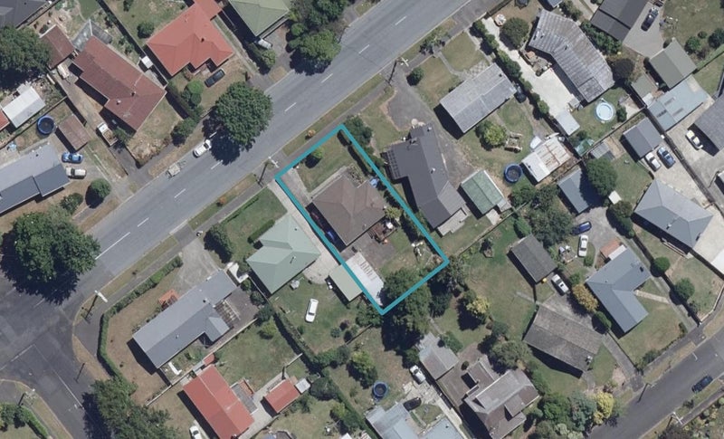 12 Nevada Road, Silverdale, Hamilton - Carousel 1