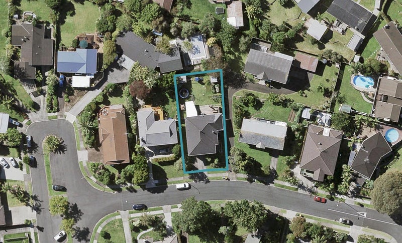 9 Imatra Place, Sunnyhills, Auckland - Carousel 1