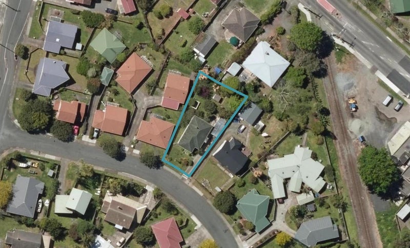 13 Corns Street, Kensington, Whangarei - Carousel 1