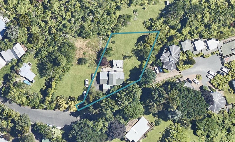 14 Ronald Road, Lake Tarawera, Rotorua - Carousel 1