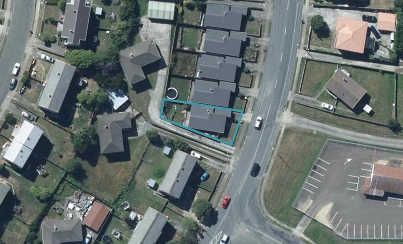 317 Warspite Avenue, Waitangirua, Porirua - Carousel 1