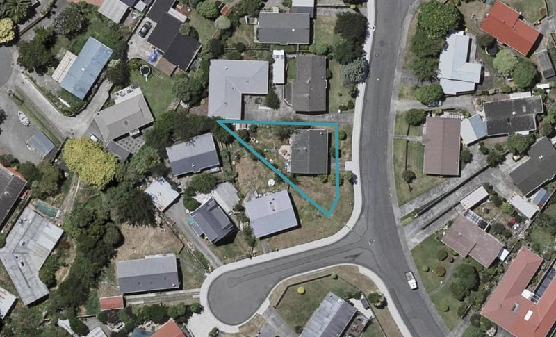 24A Manawa Avenue, Raumati Beach, Paraparaumu - Carousel 1