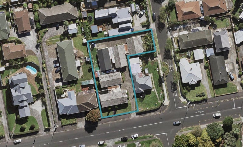 2/150 St George Street, Papatoetoe, Auckland - Carousel 1