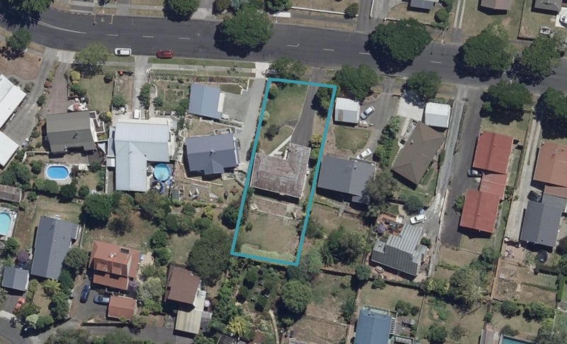 81 Bremworth Avenue, Dinsdale, Hamilton - Carousel 1