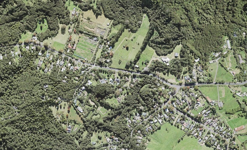12 Mountain Road, Henderson Valley, Auckland - Carousel 1