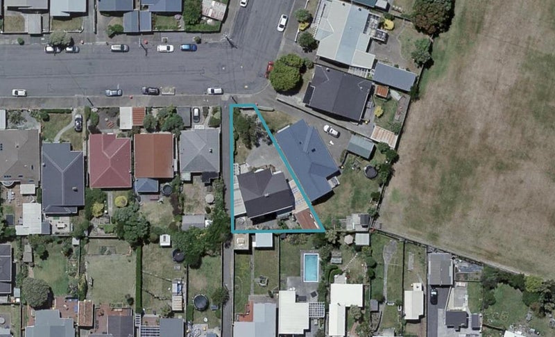 40 Puru Crescent, Lyall Bay, Wellington - Carousel 1