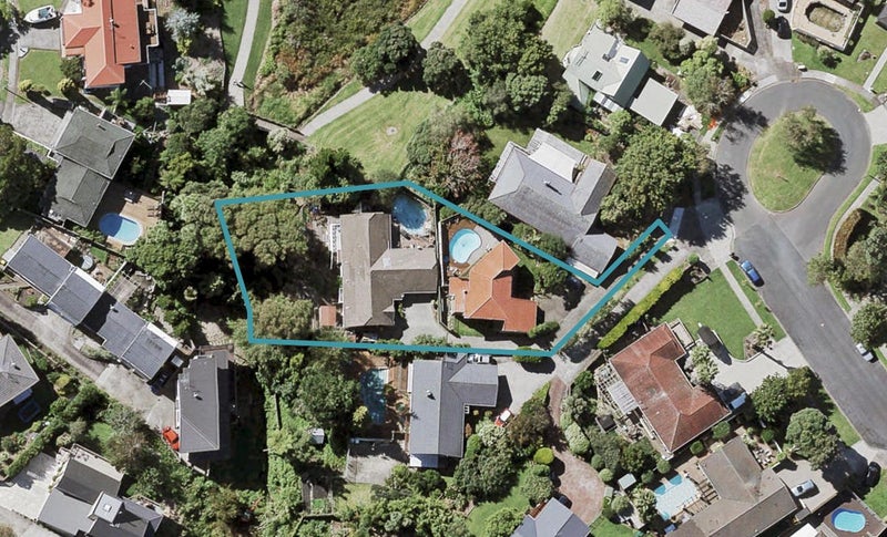2/12 Estelle Place, Farm Cove, Auckland - Carousel 1