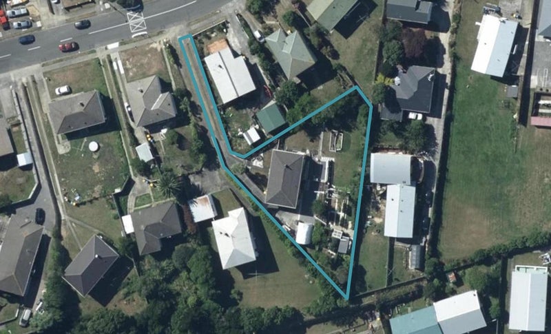 43 Takapuwahia Drive, Takapuwahia, Porirua - Carousel 1