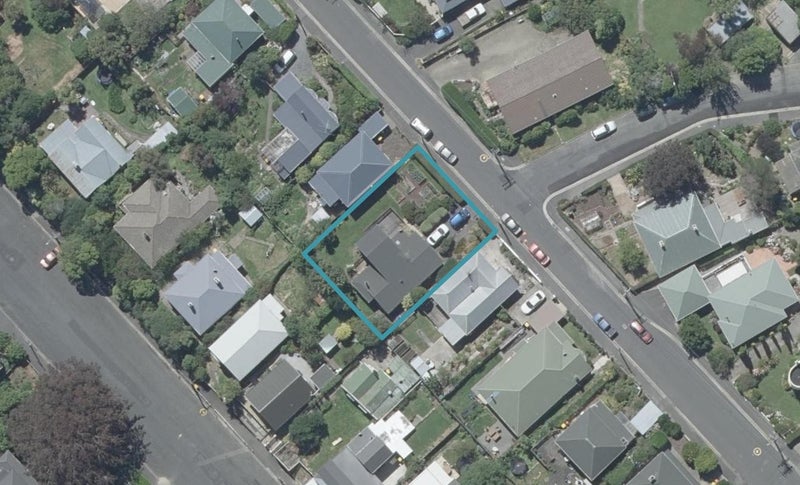 72 Blacks Road, North East Valley, Dunedin - Carousel 1