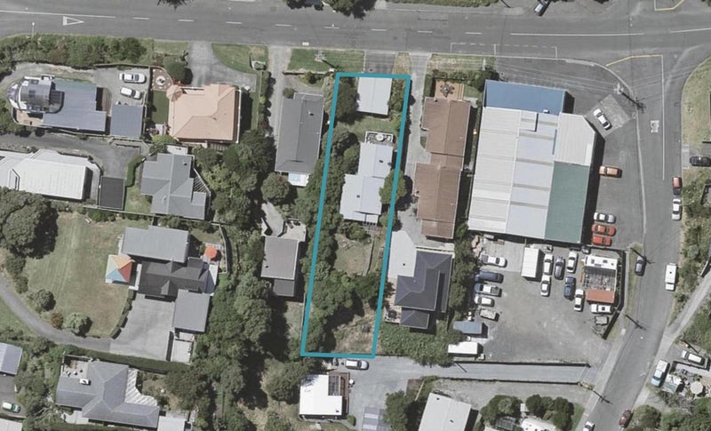 8 Menin Road, Raumati South, Paraparaumu - Carousel 1