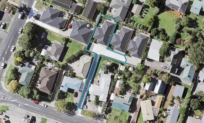 63B Rodney Street, Howick, Auckland - Carousel 1