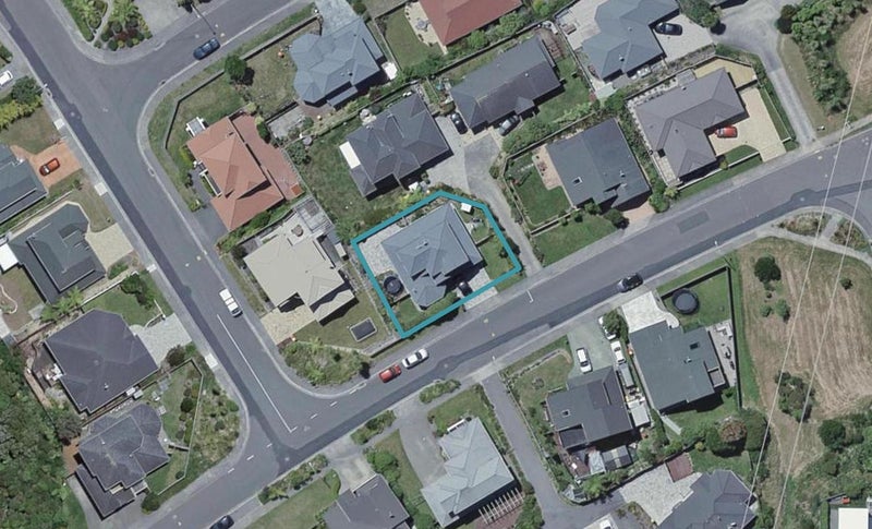 65 Kentwood Drive, Woodridge, Wellington - Carousel 1