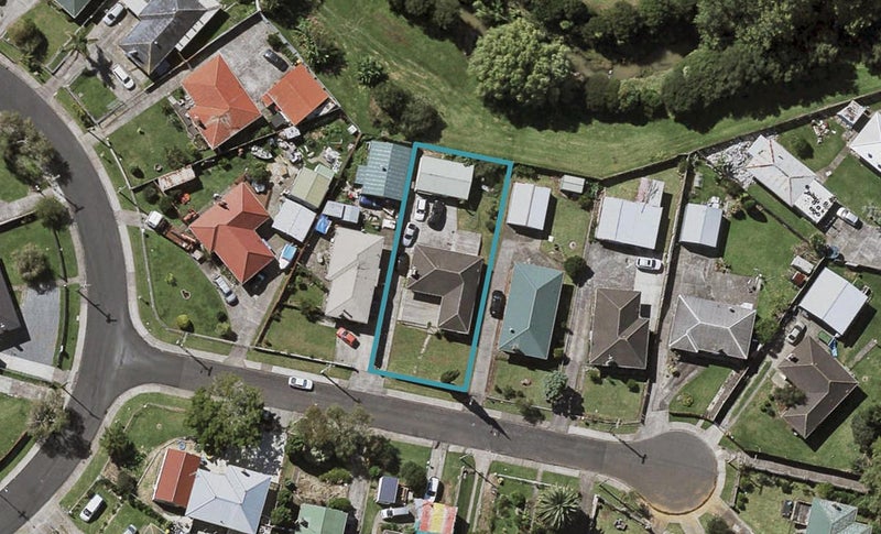 6 Stainton Place, Otara, Auckland - Carousel 1