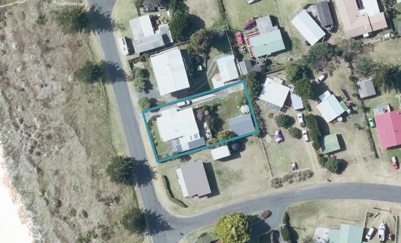 31 Moana Drive, Mahia, Māhia - Carousel 1
