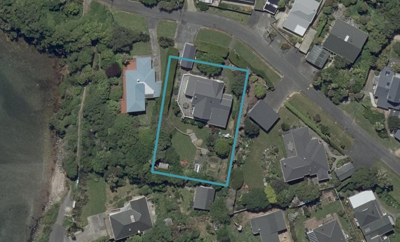 14 Virginia Avenue, Broad Bay, Dunedin - Carousel 1