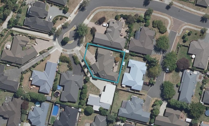 11 Cranmore Avenue, Huntington, Hamilton - Carousel 1