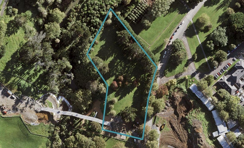 121 Carrington Road, Point Chevalier, Auckland - Carousel 1