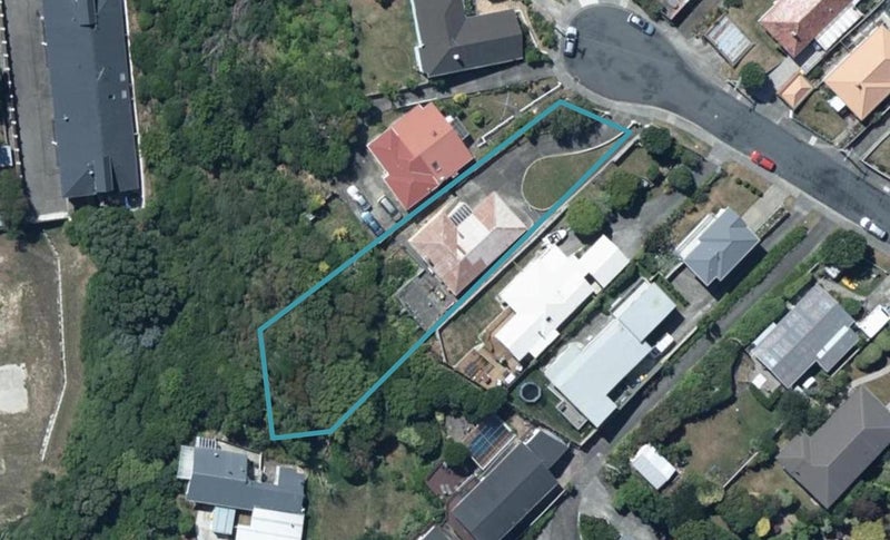 17 Walker Avenue, Paremata, Porirua - Carousel 1