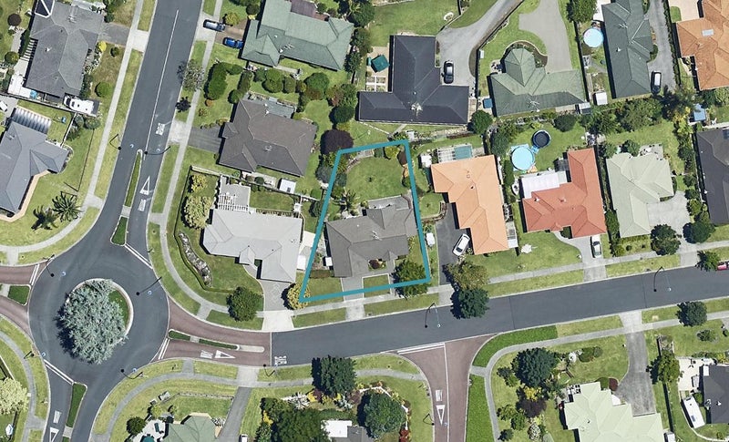 3 Amberley Crescent, Bethlehem, Tauranga - Carousel 1