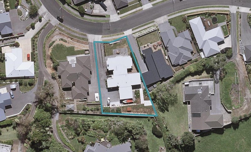 48 Alberta Road, Glen Avon, New Plymouth - Carousel 1