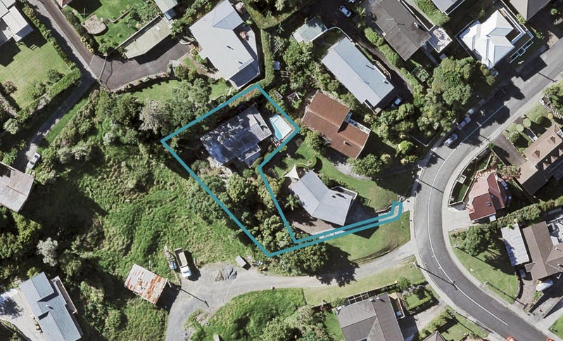 17A Colmar Road, Mellons Bay, Auckland - Carousel 1