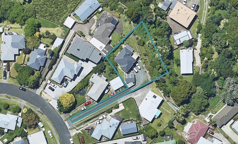 15 Murray Street, Gate Pa, Tauranga - Carousel 1