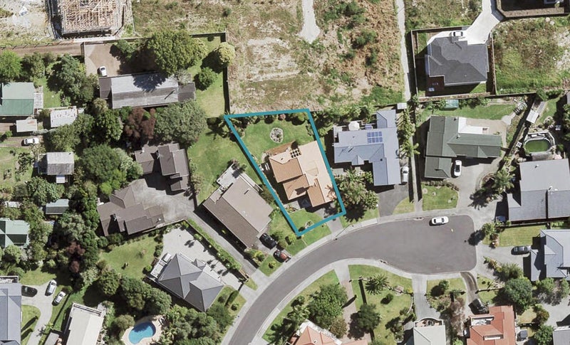 10 Gerda Place, Ranui, Auckland - Carousel 1