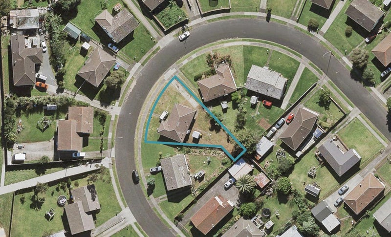 39 Heyford Close, Mangere, Auckland - Carousel 1
