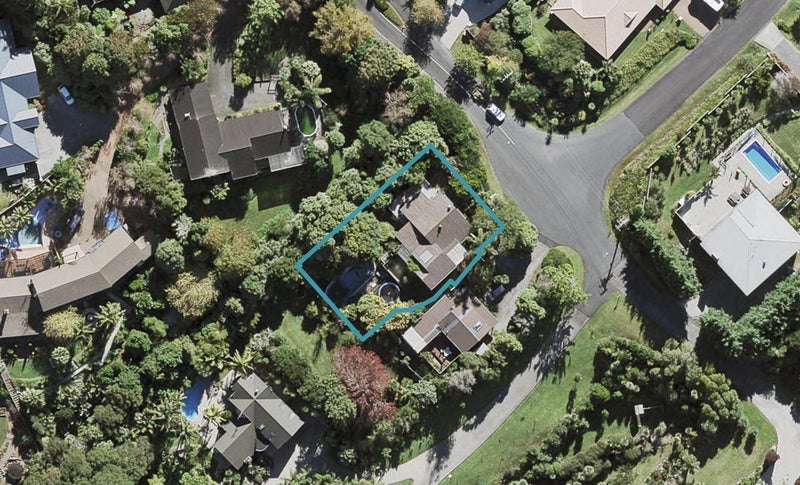 39 Isobel Road, Greenhithe, Auckland - Carousel 1
