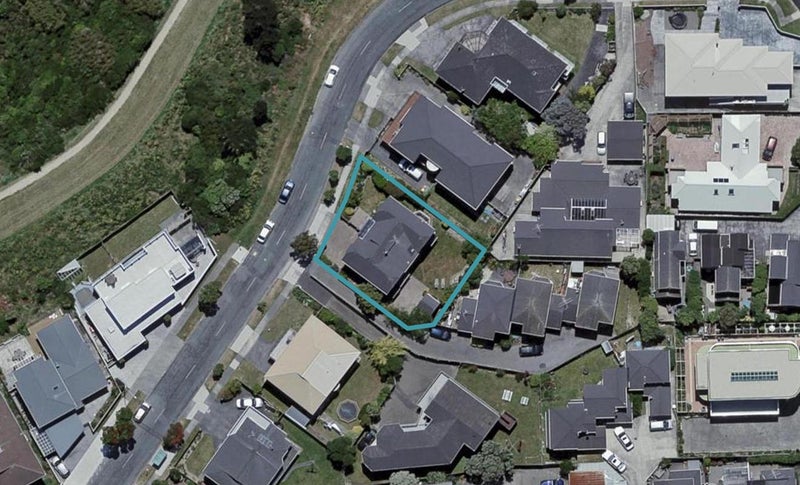 52 Kaikoura Street, Maupuia, Wellington - Carousel 1