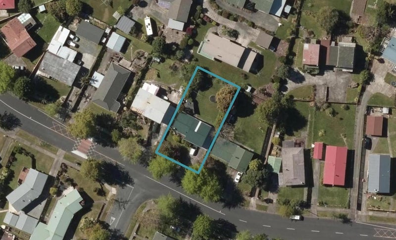 27 Ross Street, Onerahi, Whangarei - Carousel 1