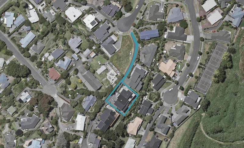9 Charlotte Way, Raumati South, Paraparaumu - Carousel 1