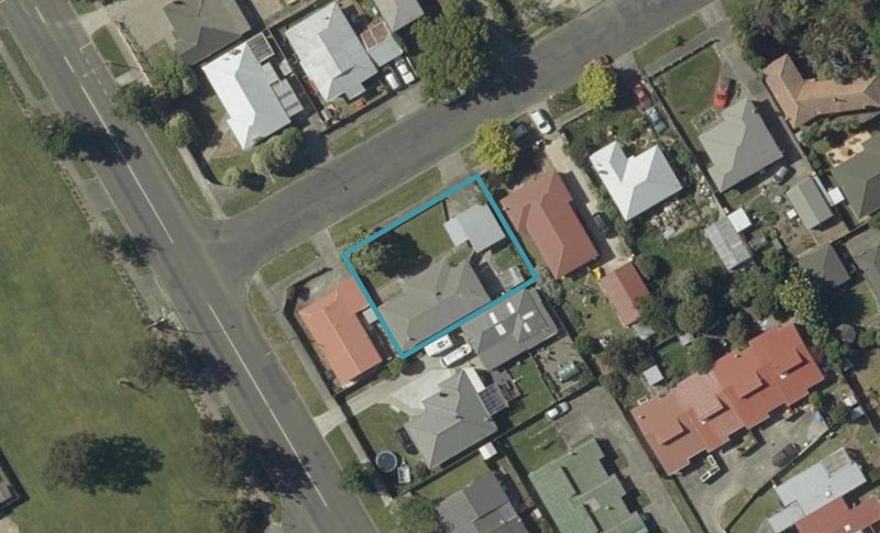 2 Liverpool Street, Takaro, Palmerston North - Carousel 1