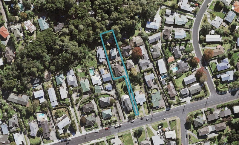 1/46 Pupuke Road, Hillcrest, Auckland - Carousel 1
