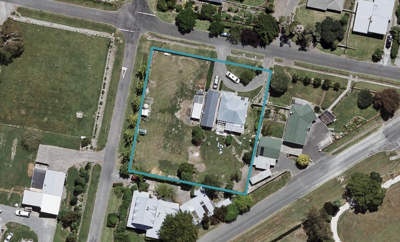 6 Maltby Street, Meeanee, Napier - Carousel 1