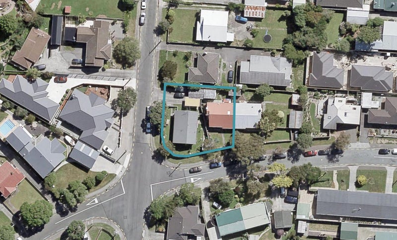 2/13 Vincent Street, Waterloo, Lower Hutt - Carousel 1