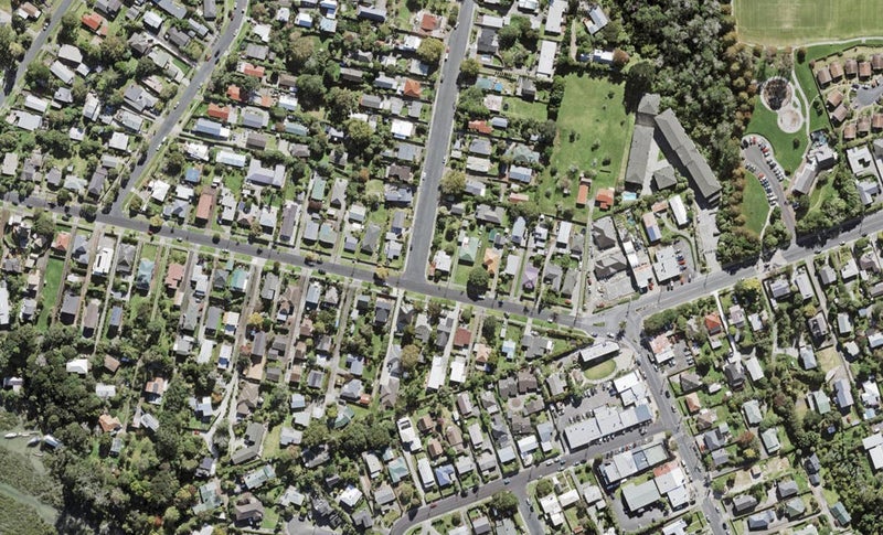 82 Beach Haven Road, Beach Haven, Auckland - Carousel 1