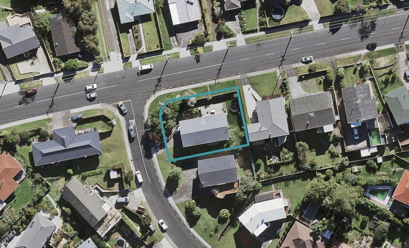 89 Coronation Road, Hillcrest, Auckland - Carousel 1