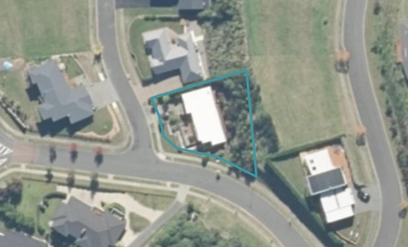 2 Kestrel Lane, Kinloch, Taupō - Carousel 1
