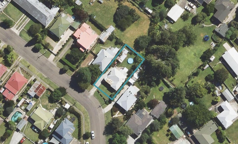 27 Perry Street, Mangapapa, Gisborne - Carousel 1