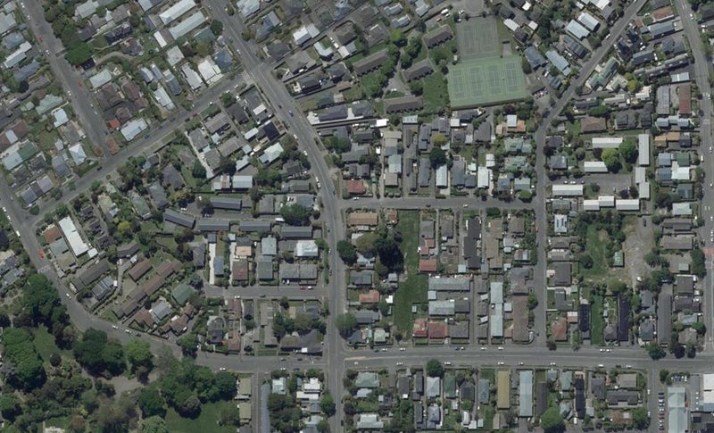 2/4 Radnor Street, St Albans, Christchurch - Carousel 1