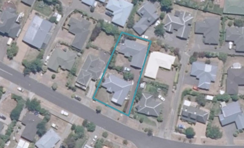 2/14 Lakewood Drive, Nukuhau, Taupō - Carousel 1
