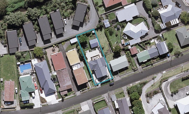 8 Annandale Street, Lynmouth, New Plymouth - Carousel 1