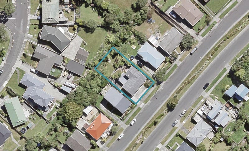 145 Major Drive, Kelson, Lower Hutt - Carousel 1