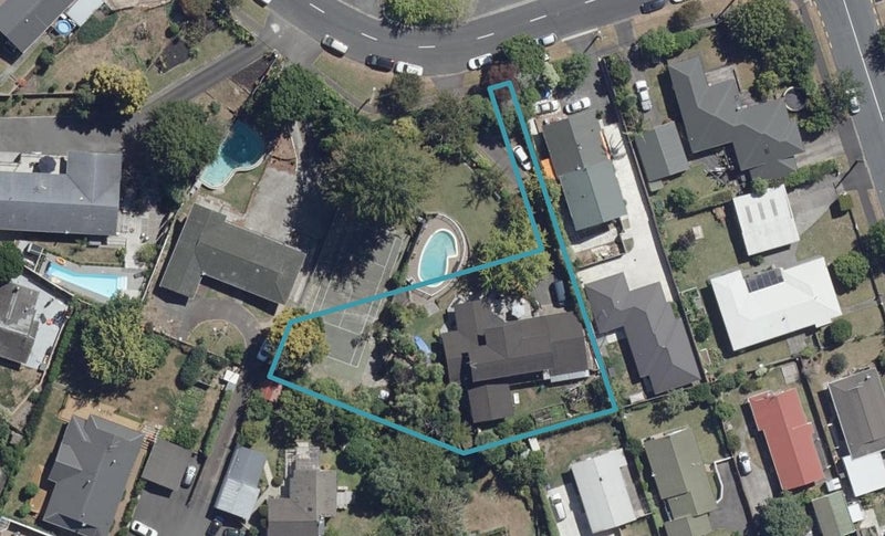 5 Queenwood Avenue, Queenwood, Hamilton - Carousel 1