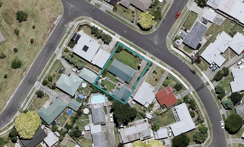 13 Salisbury Avenue, Tamatea, Napier - Carousel 1