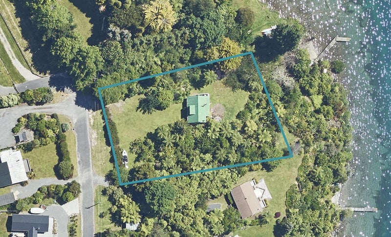 13 Waitangi Road, Lake Tarawera, Rotorua - Carousel 1