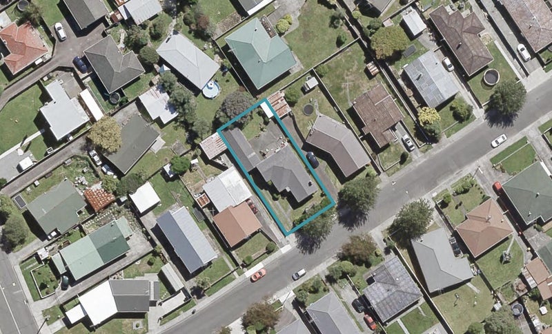 7 Oregon Drive, Maoribank, Upper Hutt - Carousel 1