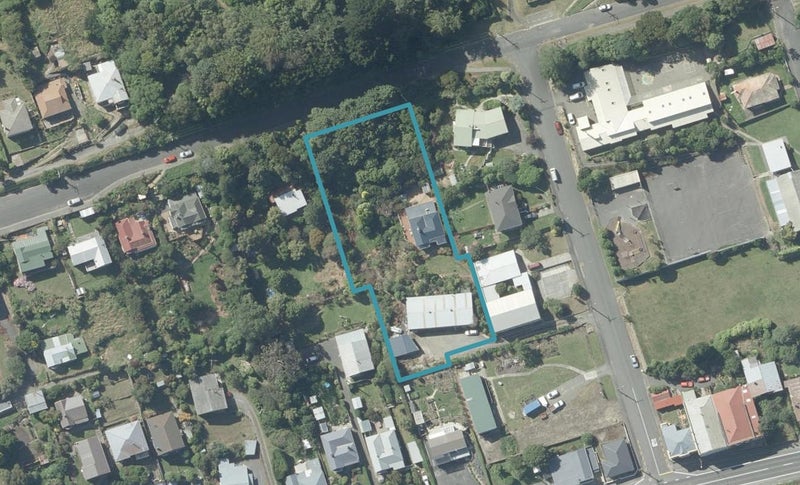 3 Wanaka Street, Ravensbourne, Dunedin - Carousel 1