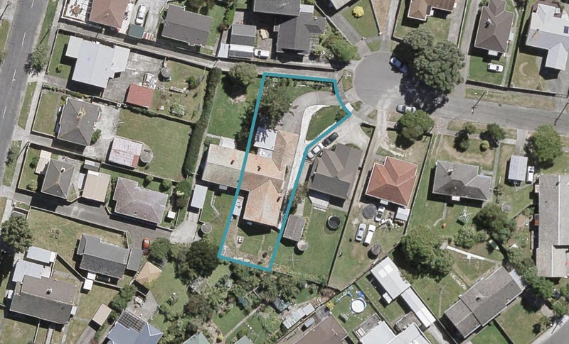 5 Kilmister Grove, Boulcott, Lower Hutt - Carousel 1